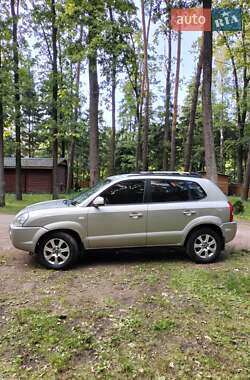 Внедорожник / Кроссовер Hyundai Tucson 2004 в Житомире