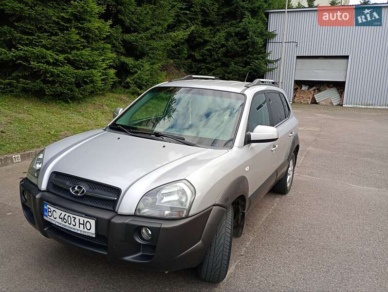 Позашляховик / Кросовер Hyundai Tucson 2005 в Львові