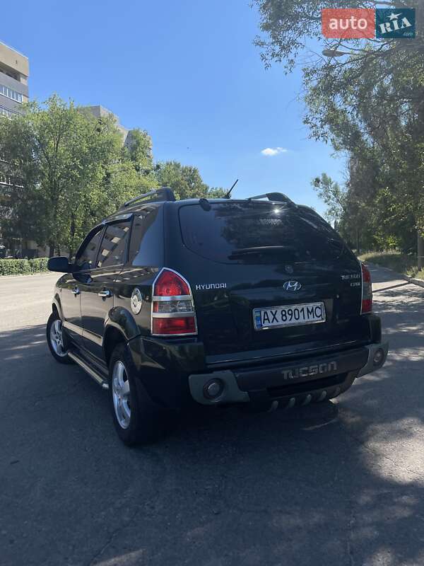 Внедорожник / Кроссовер Hyundai Tucson 2005 в Рогани