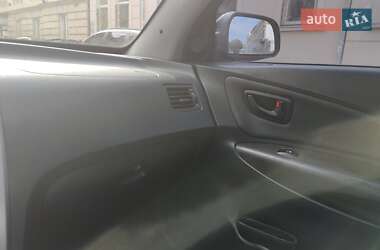 Позашляховик / Кросовер Hyundai Tucson 2007 в Львові