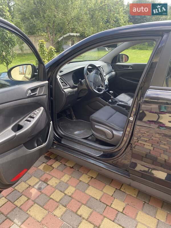 Позашляховик / Кросовер Hyundai Tucson 2017 в Калуші