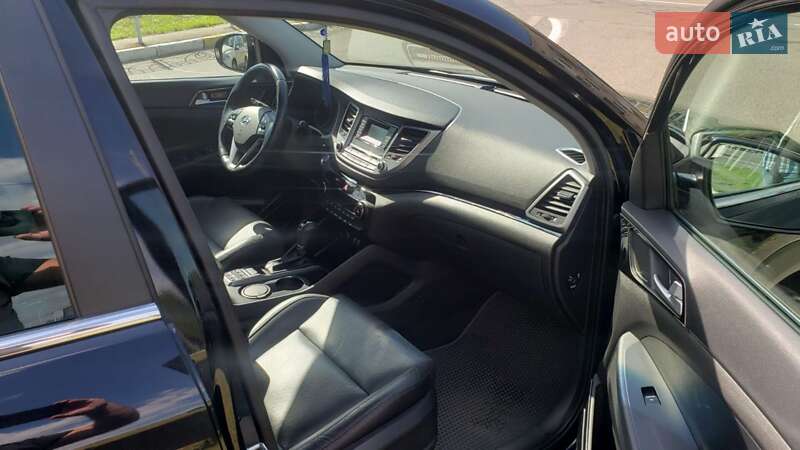 Внедорожник / Кроссовер Hyundai Tucson 2017 в Киеве