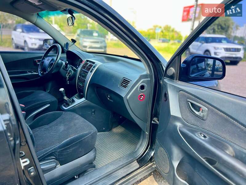 Позашляховик / Кросовер Hyundai Tucson 2007 в Києві