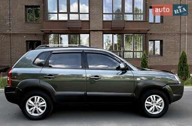 Внедорожник / Кроссовер Hyundai Tucson 2011 в Чернигове