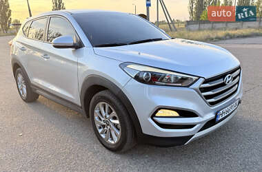 Позашляховик / Кросовер Hyundai Tucson 2016 в Білгороді-Дністровському