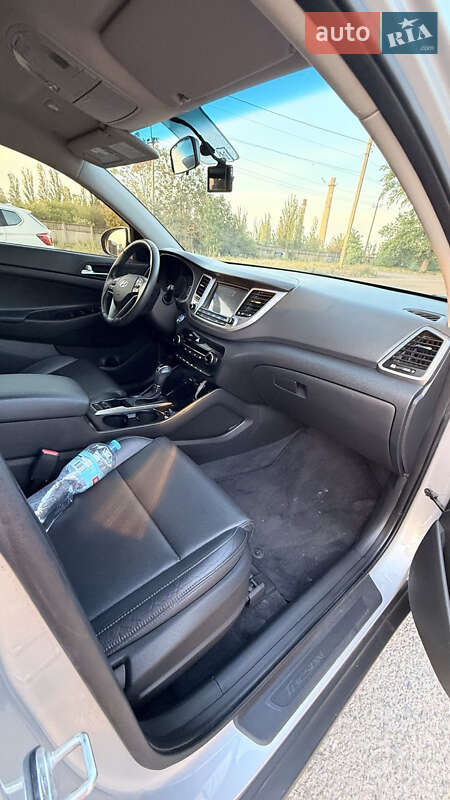 Внедорожник / Кроссовер Hyundai Tucson 2016 в Белгороде-Днестровском