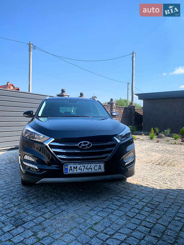 Внедорожник / Кроссовер Hyundai Tucson 2016 в Житомире