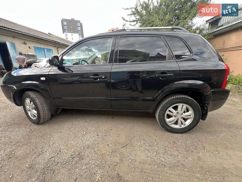 Позашляховик / Кросовер Hyundai Tucson 2009 в Івано-Франківську фото 9 Позашляховик / Кросовер Hyundai Tucson 2009 в Івано-Франківську