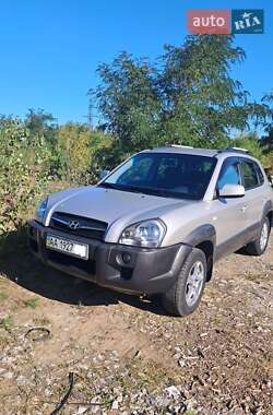 Позашляховик / Кросовер Hyundai Tucson 2008 в Києві
