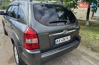 Внедорожник / Кроссовер Hyundai Tucson 2007 в 