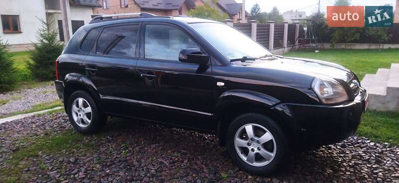 Позашляховик / Кросовер Hyundai Tucson 2006 в Рудки фото 13 Позашляховик / Кросовер Hyundai Tucson 2006 в Рудки