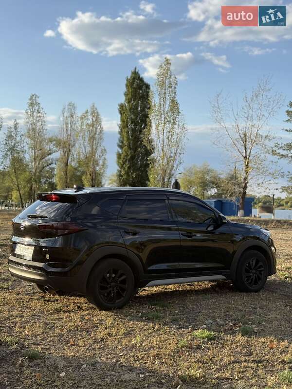 Внедорожник / Кроссовер Hyundai Tucson 2017 в Каменском фото 5 Внедорожник / Кроссовер Hyundai Tucson 2017 в Каменском