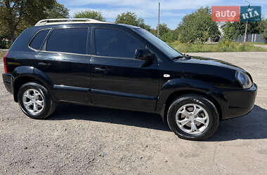 Внедорожник / Кроссовер Hyundai Tucson 2008 в 