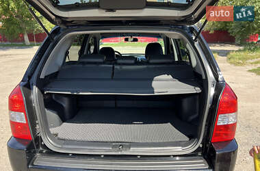 Внедорожник / Кроссовер Hyundai Tucson 2008 в 