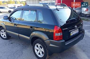 Позашляховик / Кросовер Hyundai Tucson 2009 в Житомирі