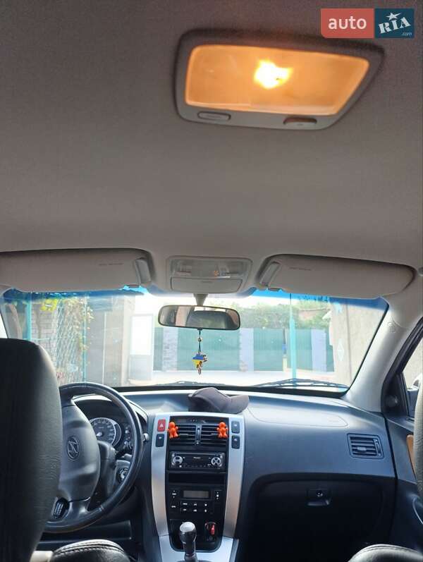 Позашляховик / Кросовер Hyundai Tucson 2006 в Миколаєві фото 7 Позашляховик / Кросовер Hyundai Tucson 2006 в Миколаєві