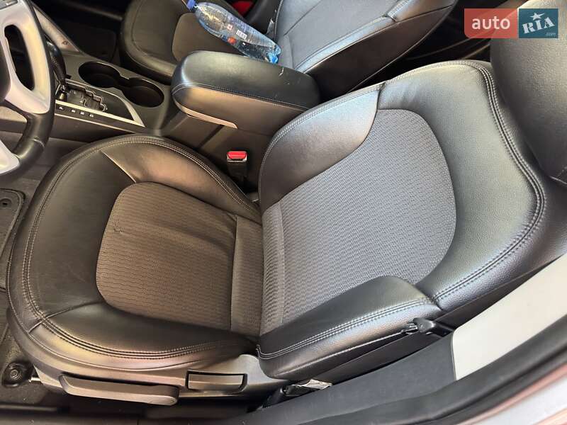 Позашляховик / Кросовер Hyundai Tucson 2012 в Черкасах