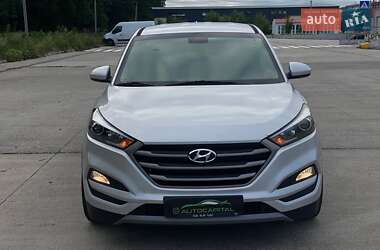 Внедорожник / Кроссовер Hyundai Tucson 2016 в 