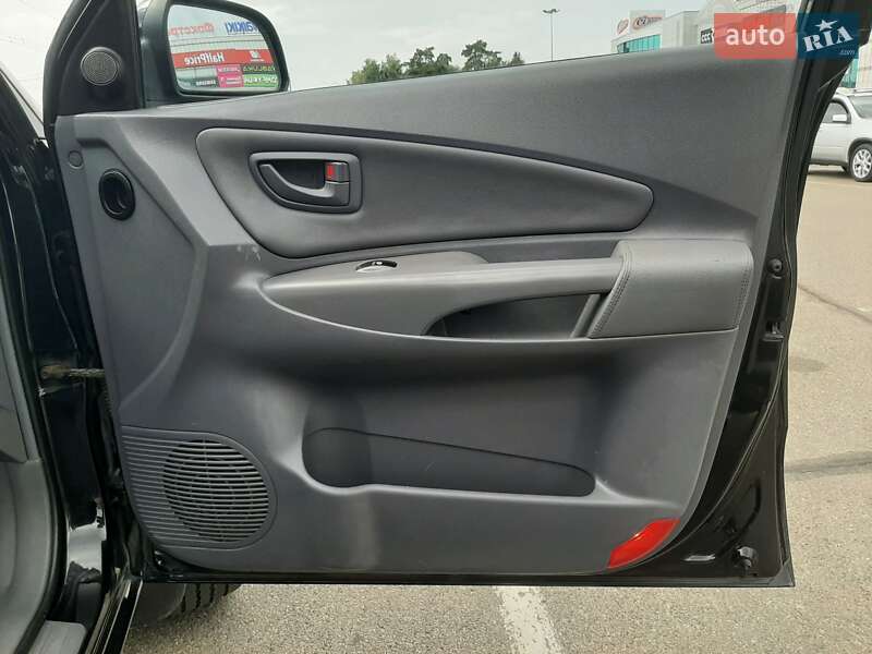 Внедорожник / Кроссовер Hyundai Tucson 2005 в Чернигове