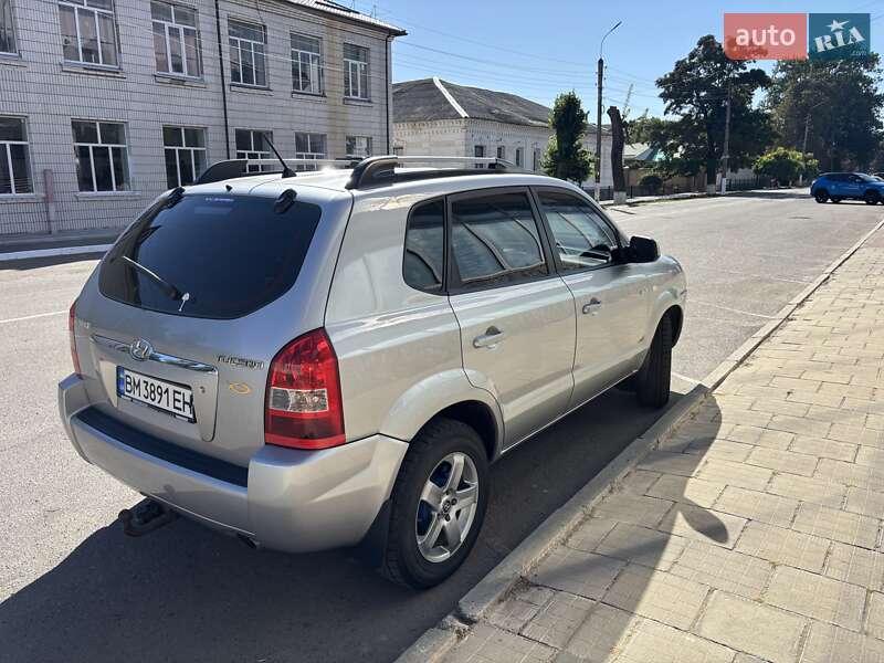 Позашляховик / Кросовер Hyundai Tucson 2005 в Ромнах фото 11 Позашляховик / Кросовер Hyundai Tucson 2005 в Ромнах