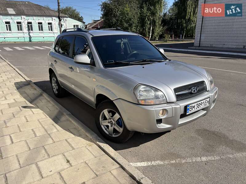 Позашляховик / Кросовер Hyundai Tucson 2005 в Ромнах фото 13 Позашляховик / Кросовер Hyundai Tucson 2005 в Ромнах