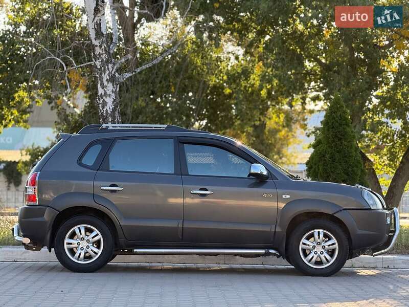 Позашляховик / Кросовер Hyundai Tucson 2007 в Києві