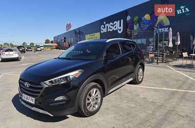 Позашляховик / Кросовер Hyundai Tucson 2017 в Києві