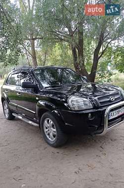Внедорожник / Кроссовер Hyundai Tucson 2007 в 