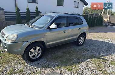Внедорожник / Кроссовер Hyundai Tucson 2004 в Львове