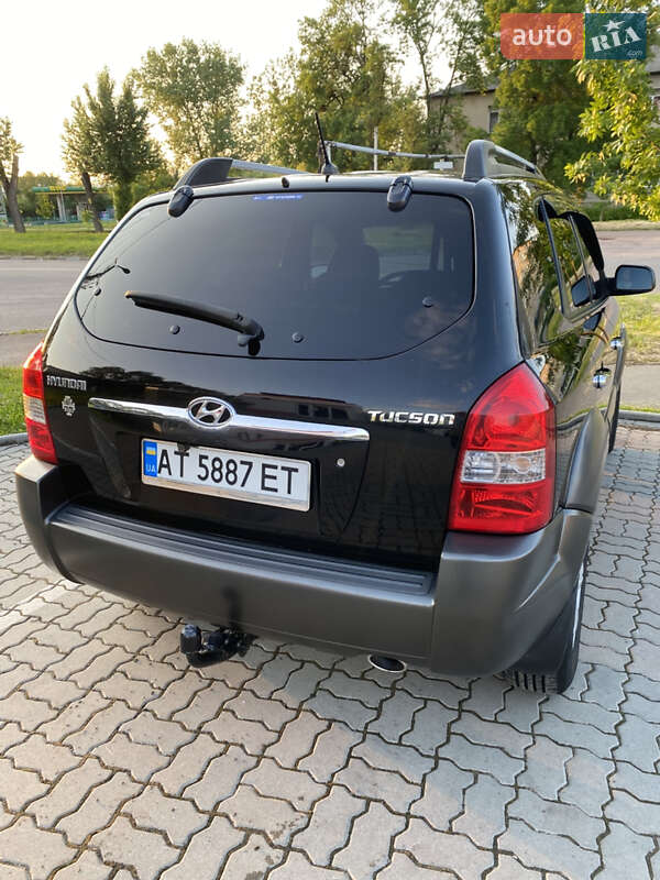 Позашляховик / Кросовер Hyundai Tucson 2008 в Калуші фото 3 Позашляховик / Кросовер Hyundai Tucson 2008 в Калуші