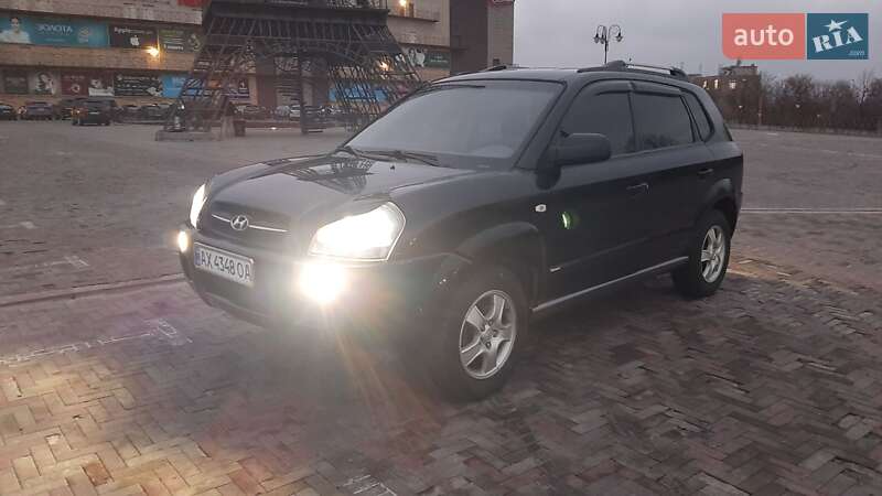 Внедорожник / Кроссовер Hyundai Tucson 2005 в Харькове