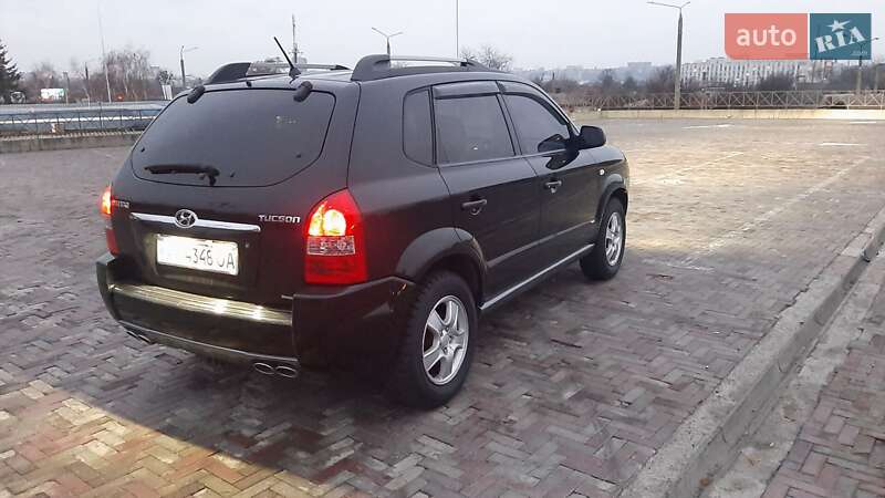 Внедорожник / Кроссовер Hyundai Tucson 2005 в Харькове