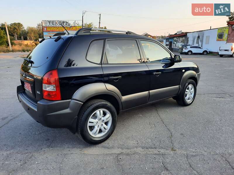 Позашляховик / Кросовер Hyundai Tucson 2007 в Полтаві фото 11 Позашляховик / Кросовер Hyundai Tucson 2007 в Полтаві