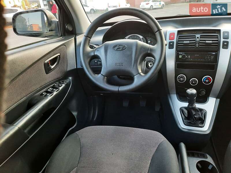 Позашляховик / Кросовер Hyundai Tucson 2007 в Полтаві фото 46 Позашляховик / Кросовер Hyundai Tucson 2007 в Полтаві