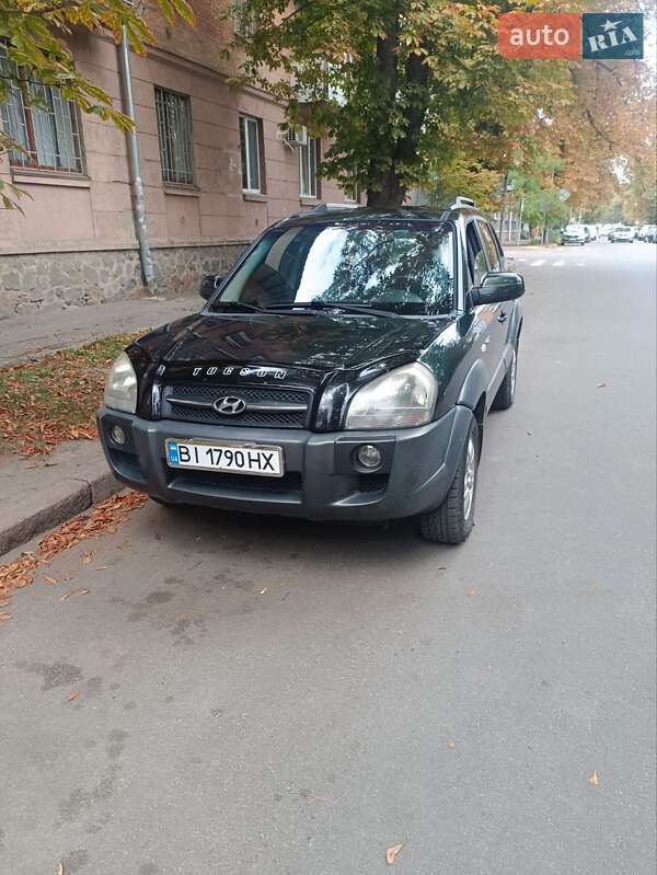 Позашляховик / Кросовер Hyundai Tucson 2007 в Полтаві