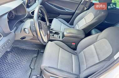 Внедорожник / Кроссовер Hyundai Tucson 2019 в 