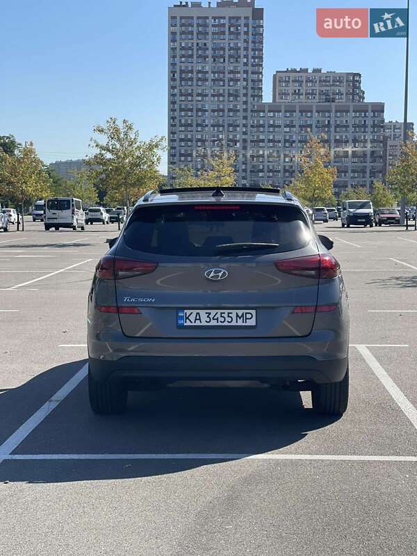 Позашляховик / Кросовер Hyundai Tucson 2020 в Києві