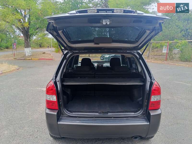 Позашляховик / Кросовер Hyundai Tucson 2008 в Одесі