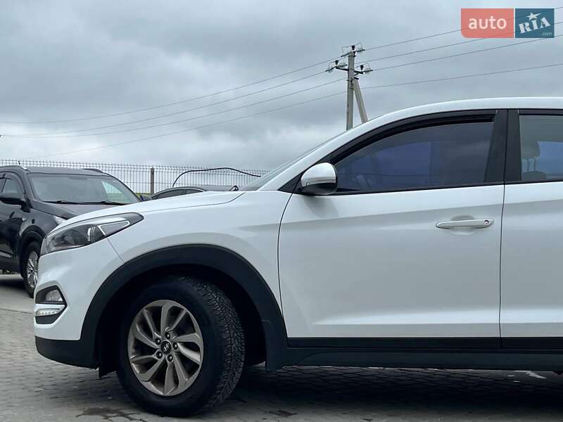 Позашляховик / Кросовер Hyundai Tucson 2016 в Львові