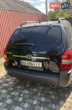 Внедорожник / Кроссовер Hyundai Tucson 2007 в 