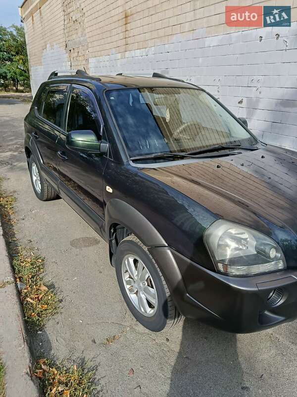 Позашляховик / Кросовер Hyundai Tucson 2008 в Києві