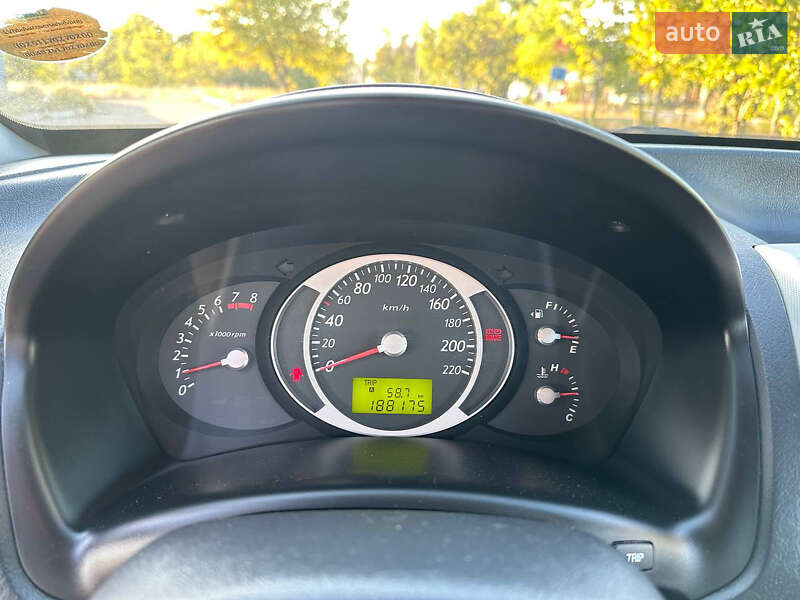 Позашляховик / Кросовер Hyundai Tucson 2006 в Дніпрі фото 33 Позашляховик / Кросовер Hyundai Tucson 2006 в Дніпрі