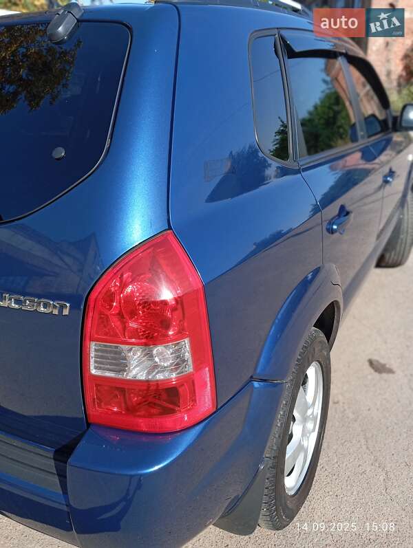 Позашляховик / Кросовер Hyundai Tucson 2007 в Чернігові