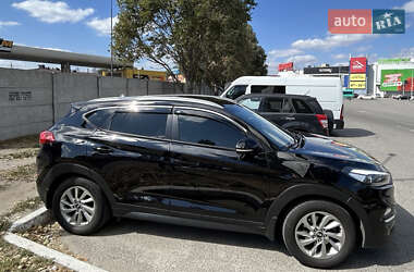 Позашляховик / Кросовер Hyundai Tucson 2016 в Дніпрі