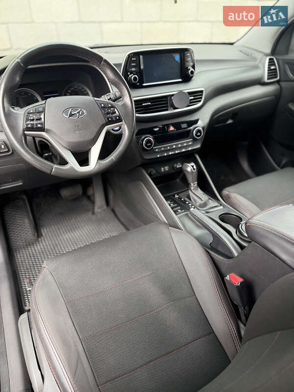 Позашляховик / Кросовер Hyundai Tucson 2018 в Києві