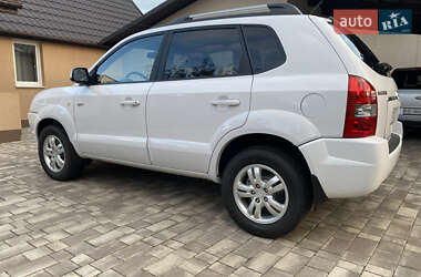Позашляховик / Кросовер Hyundai Tucson 2008 в 