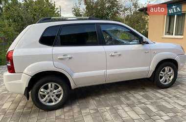 Позашляховик / Кросовер Hyundai Tucson 2008 в 