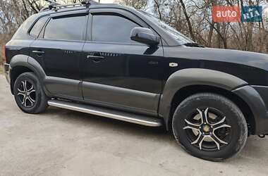 Позашляховик / Кросовер Hyundai Tucson 2008 в  фото 8 Позашляховик / Кросовер Hyundai Tucson 2008 в