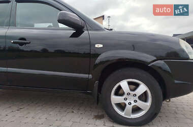 Внедорожник / Кроссовер Hyundai Tucson 2007 в 