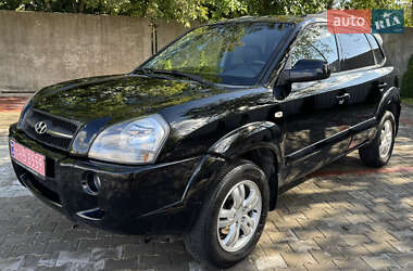 Внедорожник / Кроссовер Hyundai Tucson 2006 в 